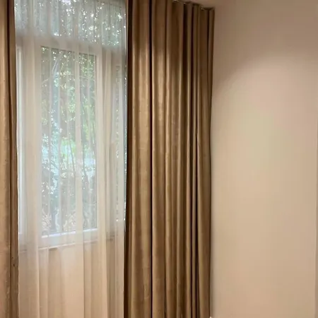 Theranda 21 Apartman Tirana